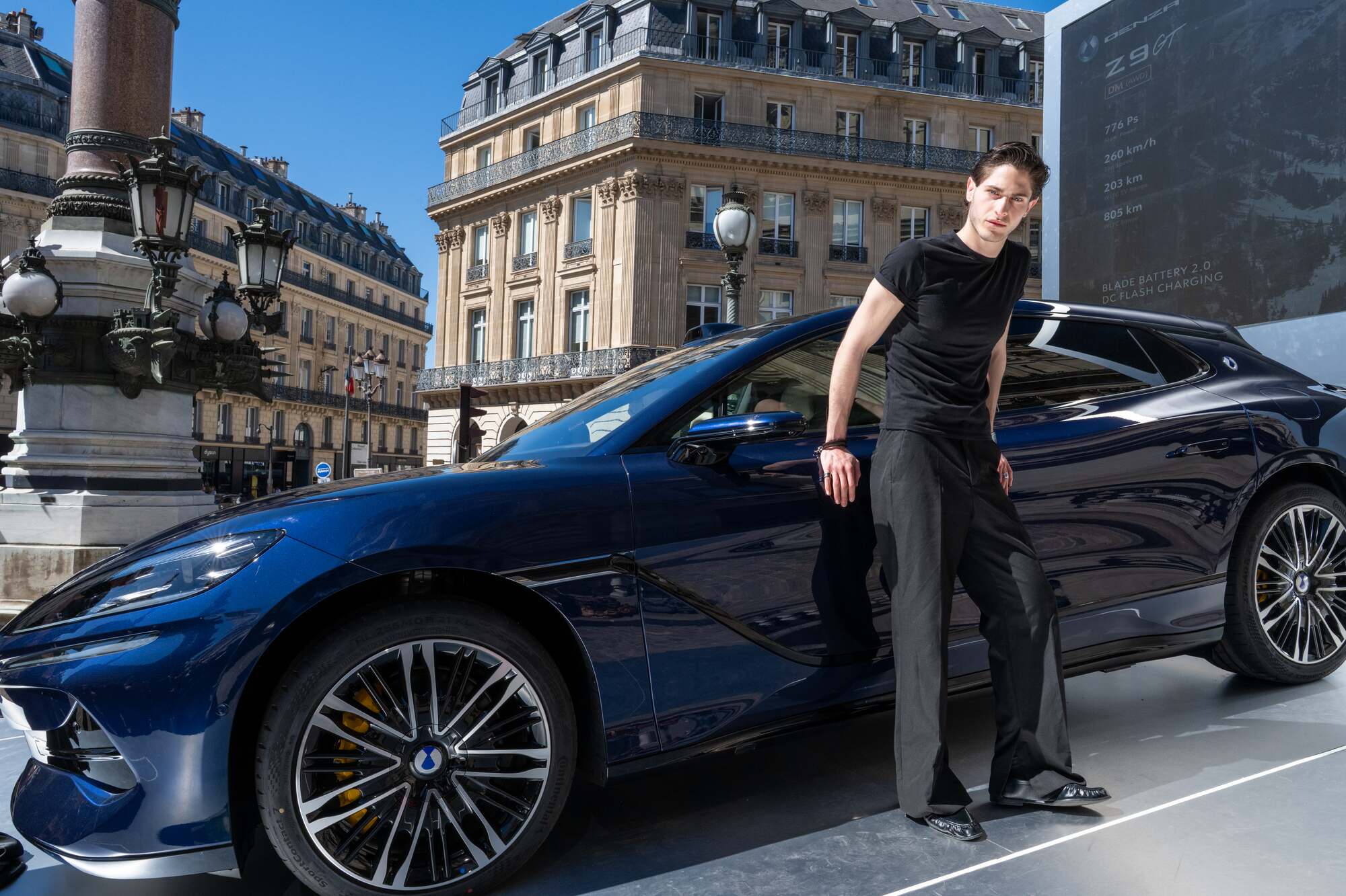 Denza à l'assaut de l'Europe : quand BYD transforme l'Opéra Garnier en vitrine du luxe chinois